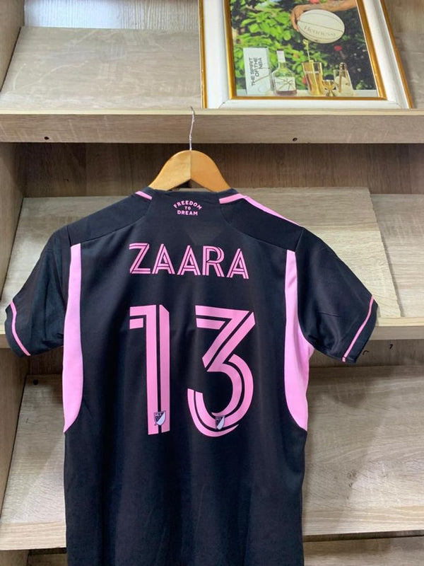 Zaara B.